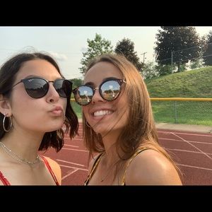 Meet your Posher, Peyton